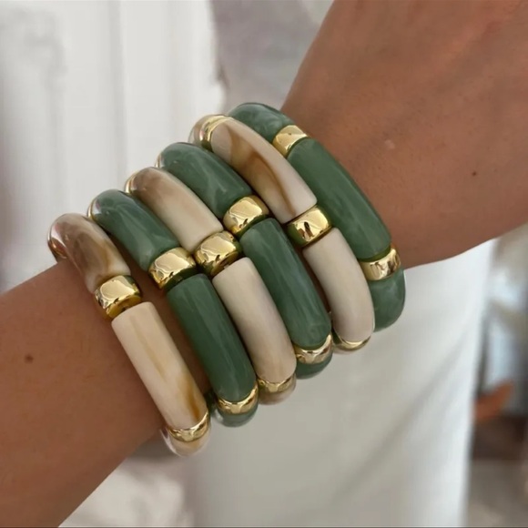 Vintage Green Resin Bamboo Beads Bracelets Set - Picture 4 of 6